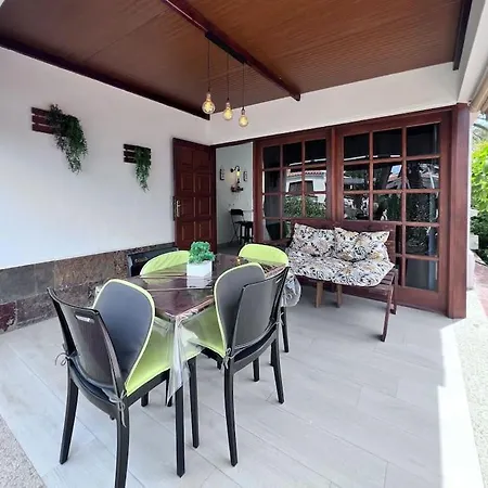 Con Piscina Apartment *